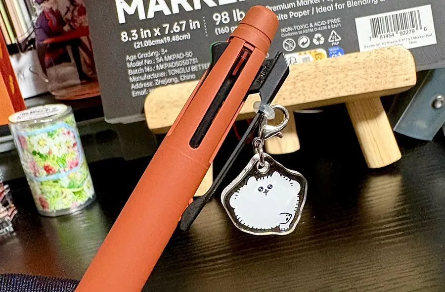 チャームをペンにつけてみた