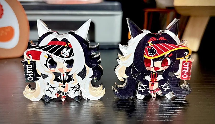 しろくろ自立アクスタ
